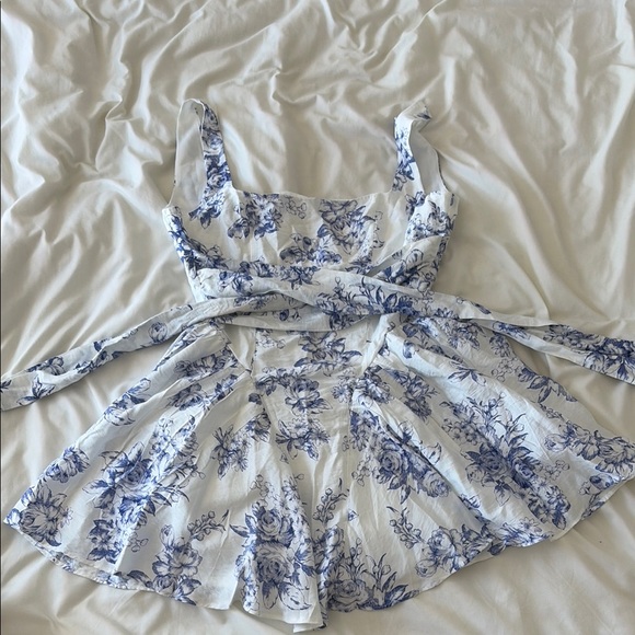 Windsor Blue and White Floral Mini Dress - Picture 2 of 4